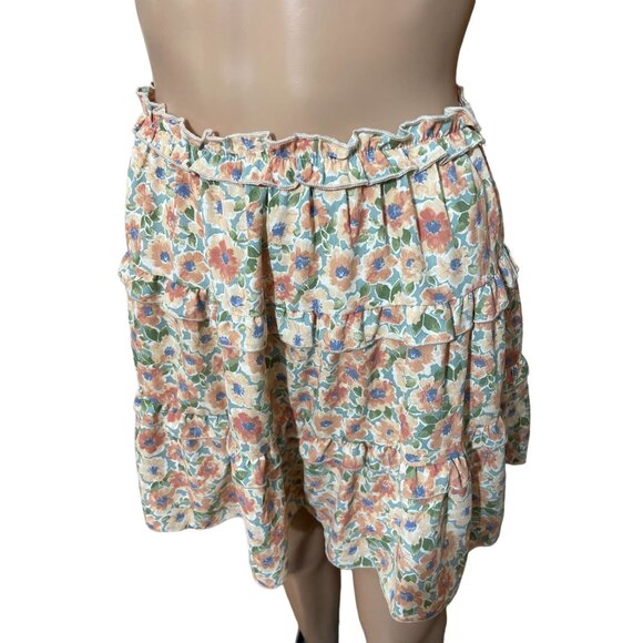Sadie And Sage Floral Skirt Size XS - Picture 2 of 2
